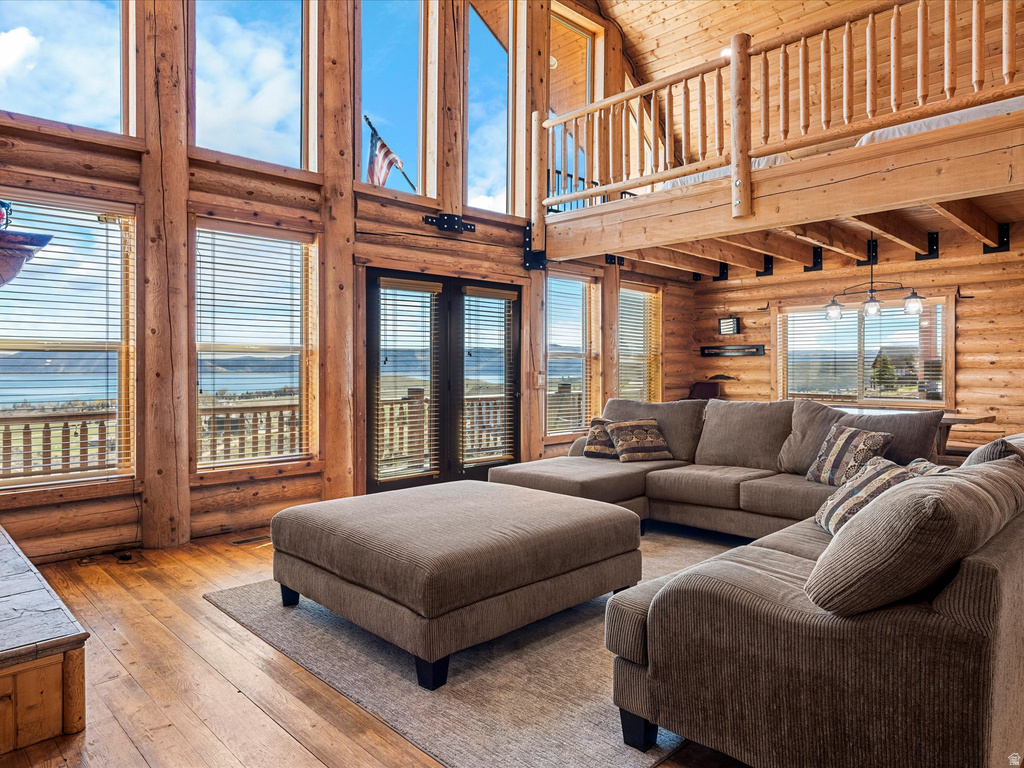 2372 S HIDAWAY CIR Garden City, UT 84028