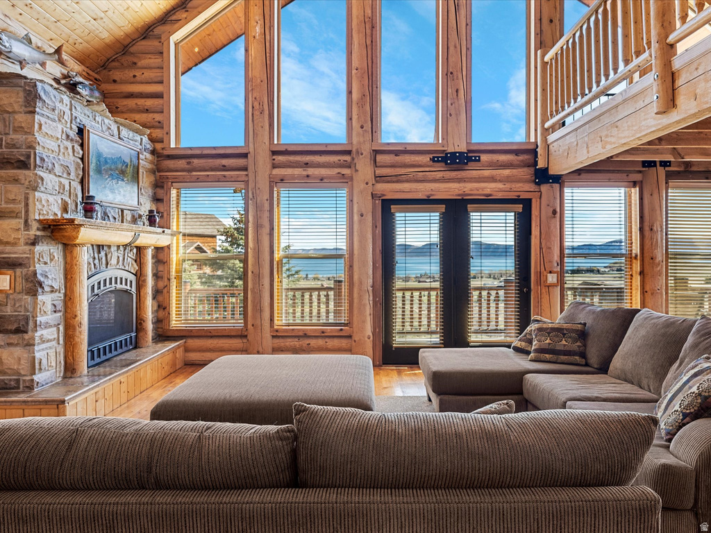 2372 S HIDAWAY CIR Garden City, UT 84028