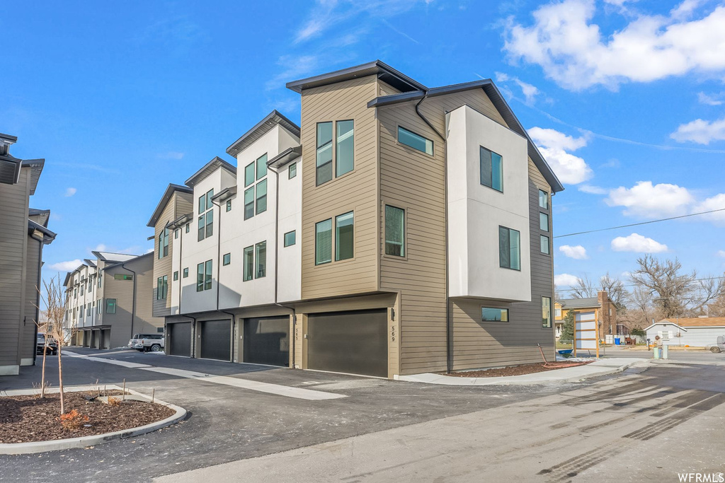 545 E 7215 S Midvale, UT 84047