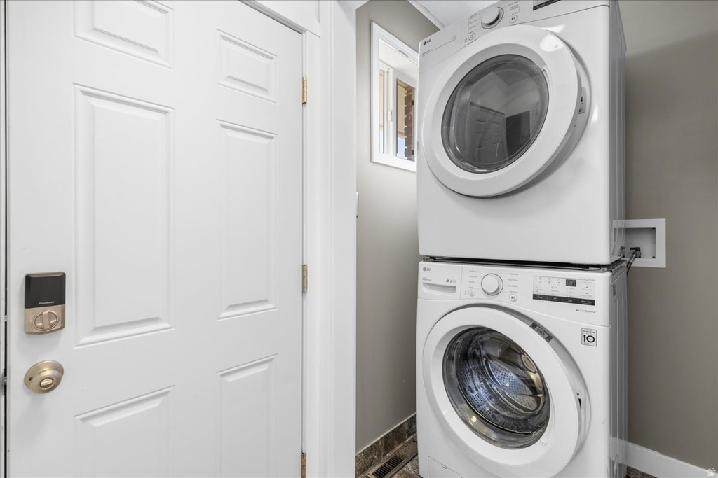 187 N PINEHURST AVE Tooele, UT 84074