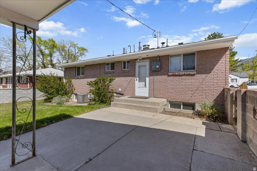 187 N PINEHURST AVE Tooele, UT 84074