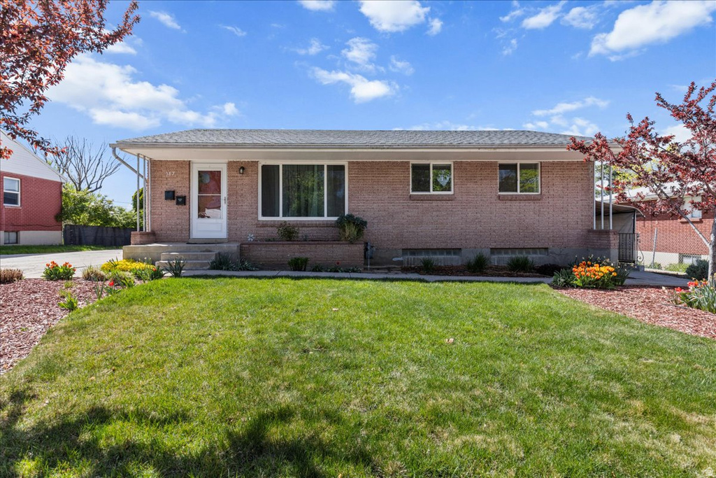 187 N PINEHURST AVE Tooele, UT 84074