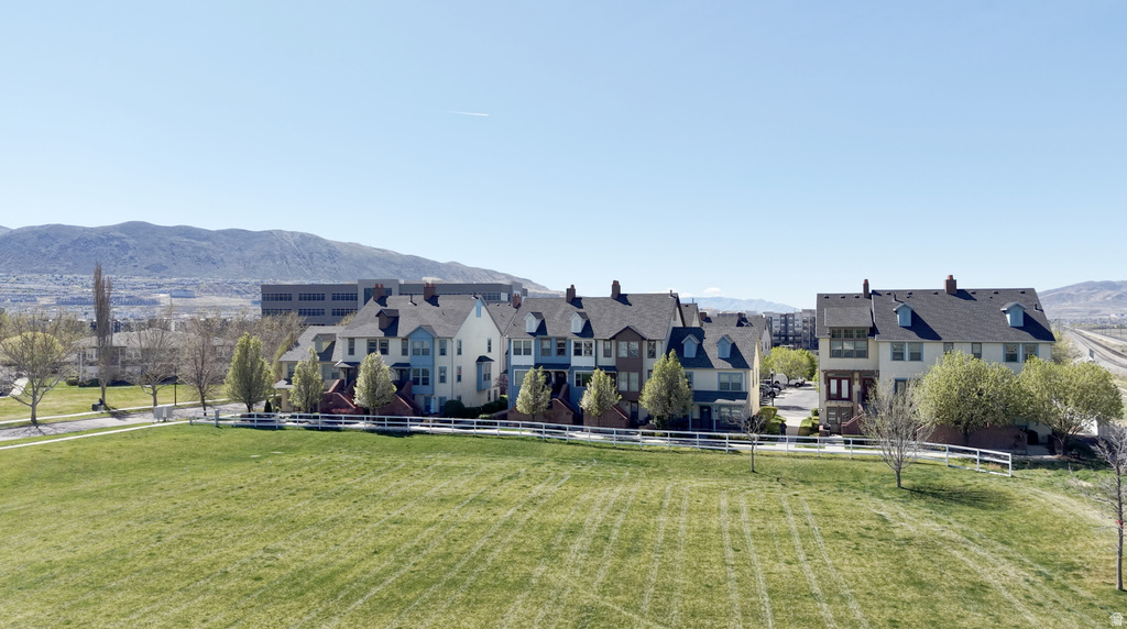 446 W AMBER GLOW LN Draper, UT 84020