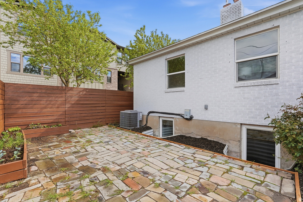 515 E SHERMAN AVE Salt Lake City, UT 84105