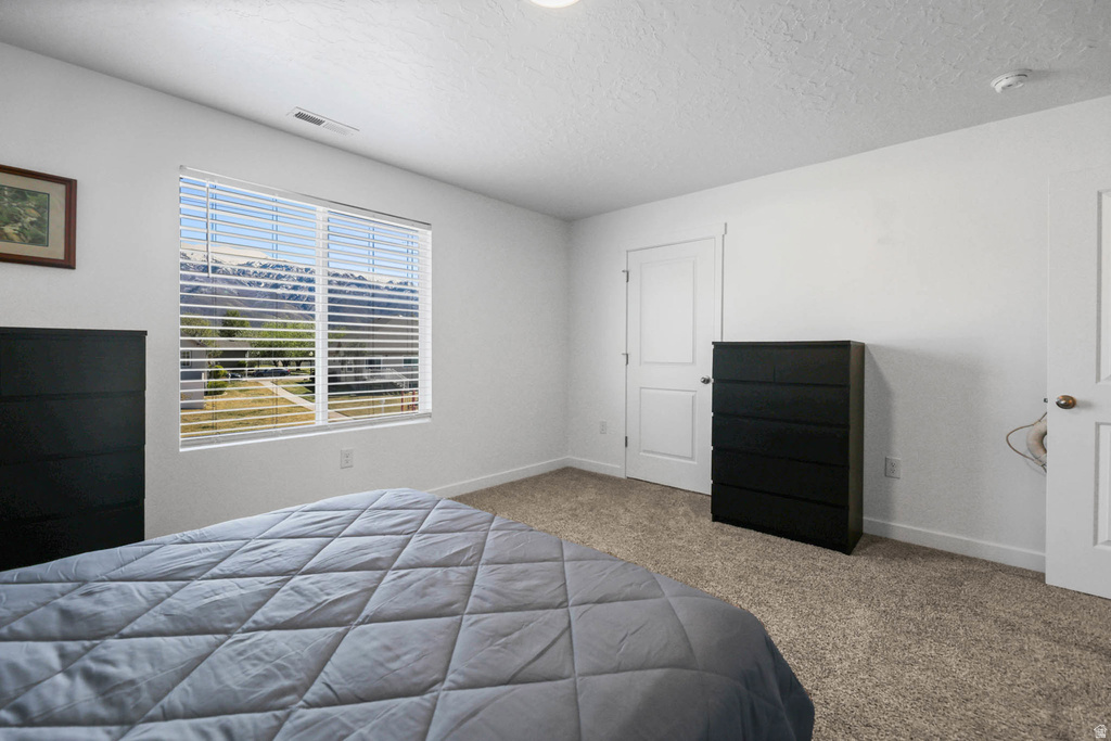 2792 N FIGHTING FALCON ST Layton, UT 84040