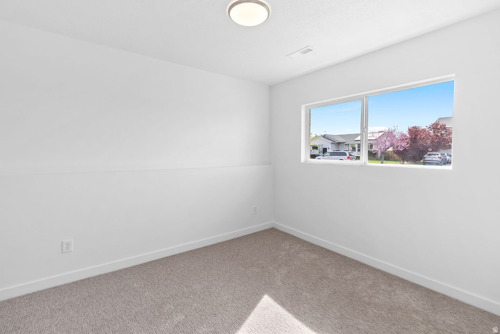 804 N 310 E Tooele, UT 84074