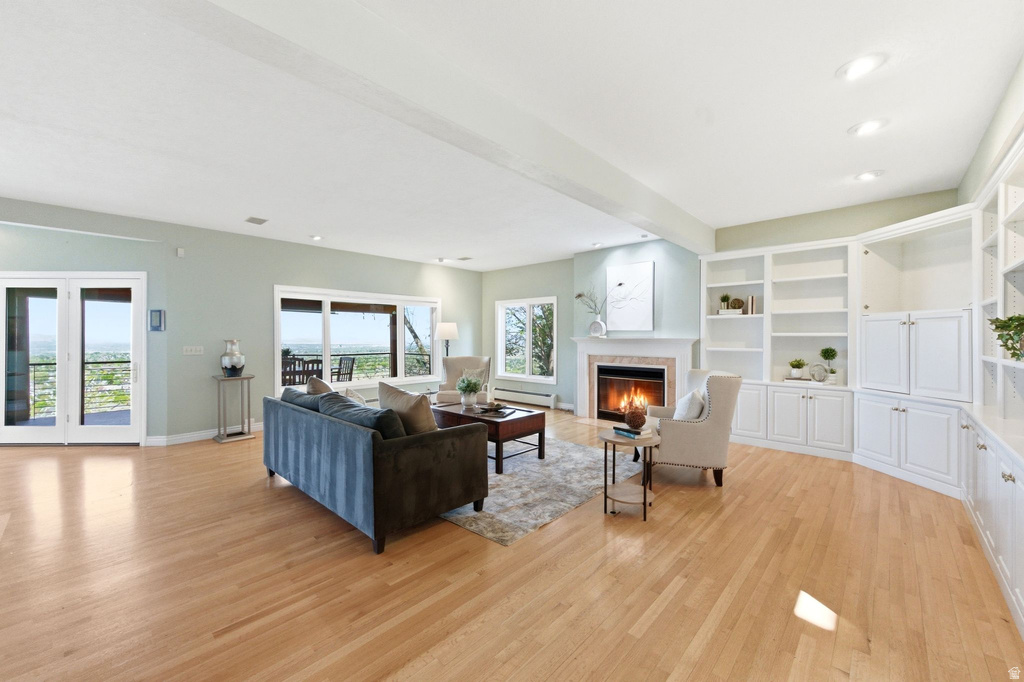 8 ALTAWOOD DR Sandy, UT 84092