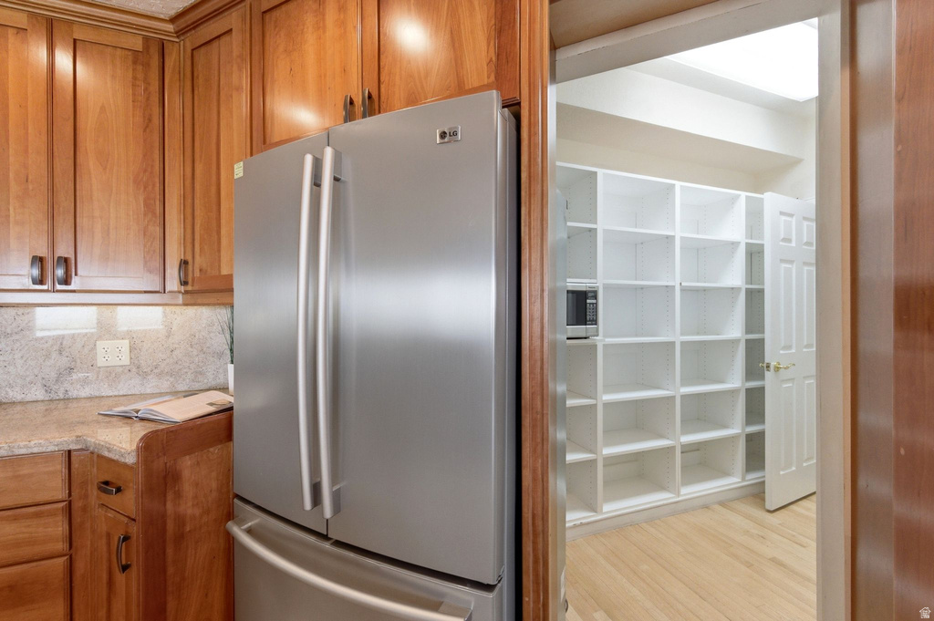 8 ALTAWOOD DR Sandy, UT 84092