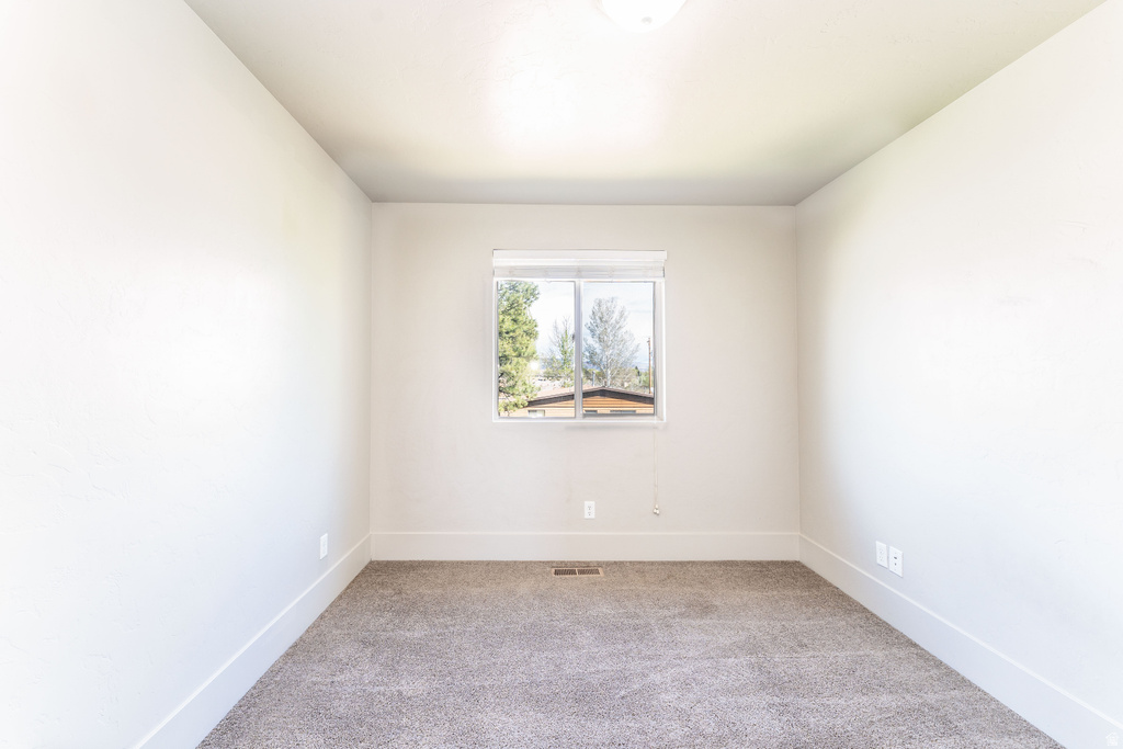 1594 W PARTRIDGE DR Vernal, UT 84078