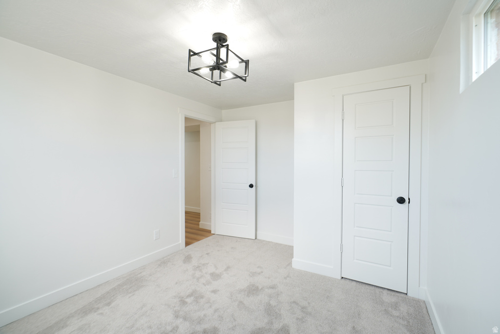 2466 W 5075 S Roy, UT 84067