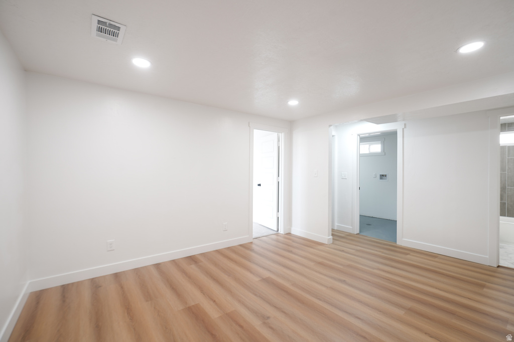 2466 W 5075 S Roy, UT 84067