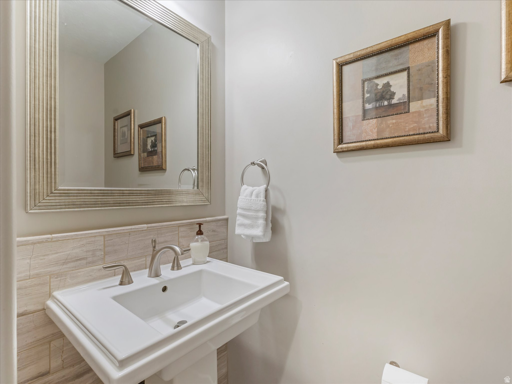 3576 E RUSTIC SPRING LN Cottonwood Heights, UT 84121