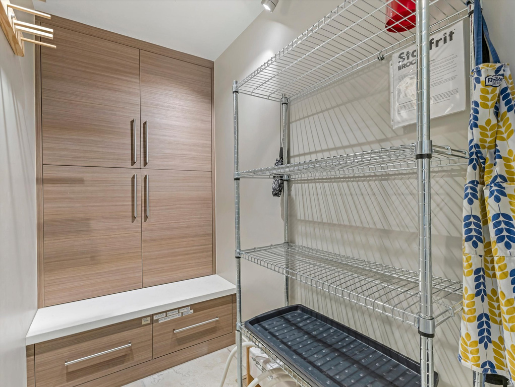 3576 E RUSTIC SPRING LN Cottonwood Heights, UT 84121