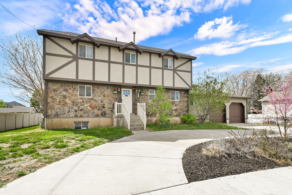 2195 W 800 N West Point, UT 84015