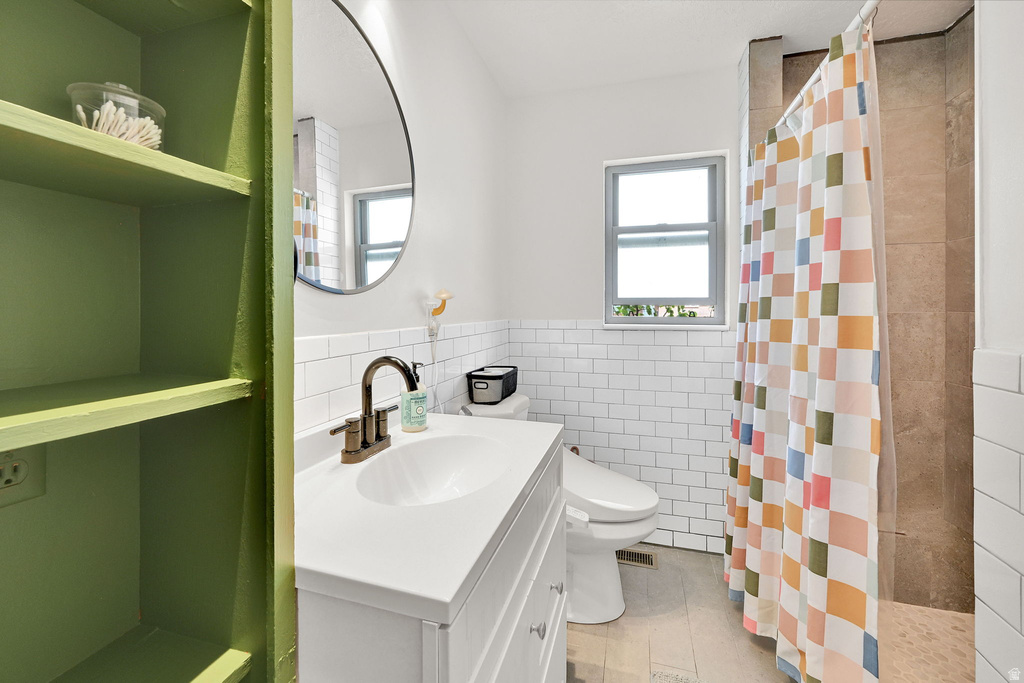 2195 W 800 N West Point, UT 84015