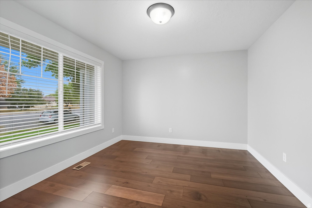 535 W 300 N Hyrum, UT 84319