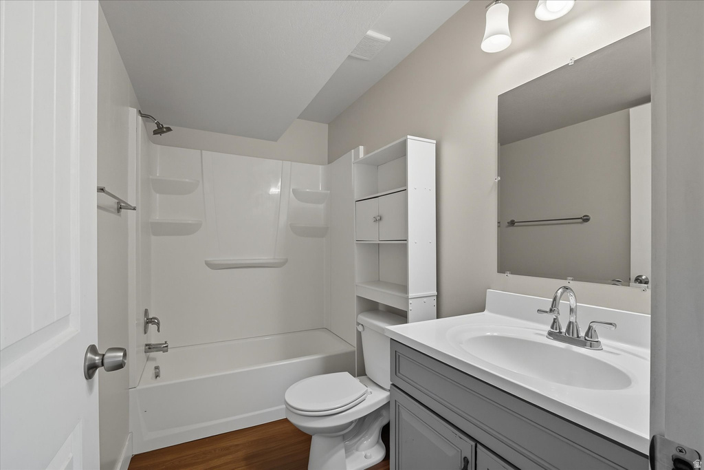 535 W 300 N Hyrum, UT 84319