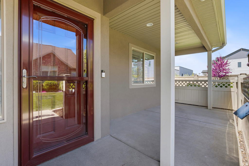 864 W 1840 S #D Syracuse, UT 84075