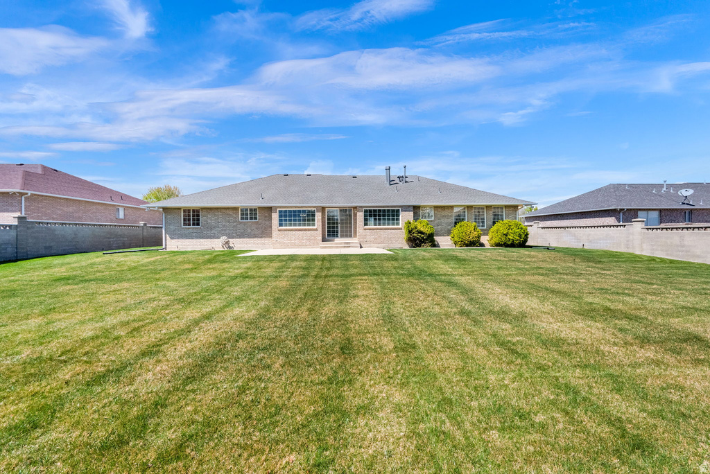 9943 S EDEN VIEW CT CIR South Jordan, UT 84095