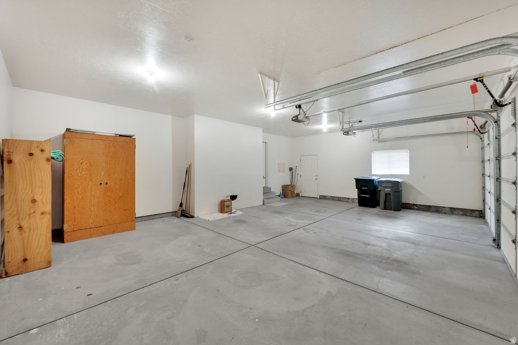 9943 S EDEN VIEW CT CIR South Jordan, UT 84095