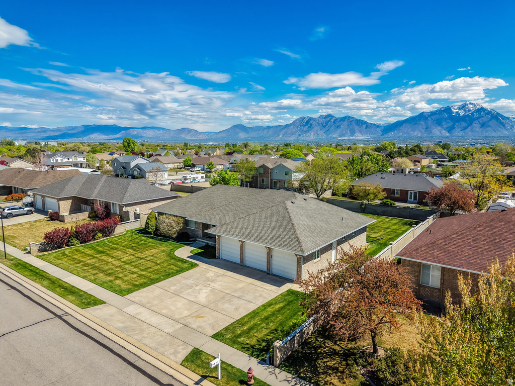 9943 S EDEN VIEW CT CIR South Jordan, UT 84095