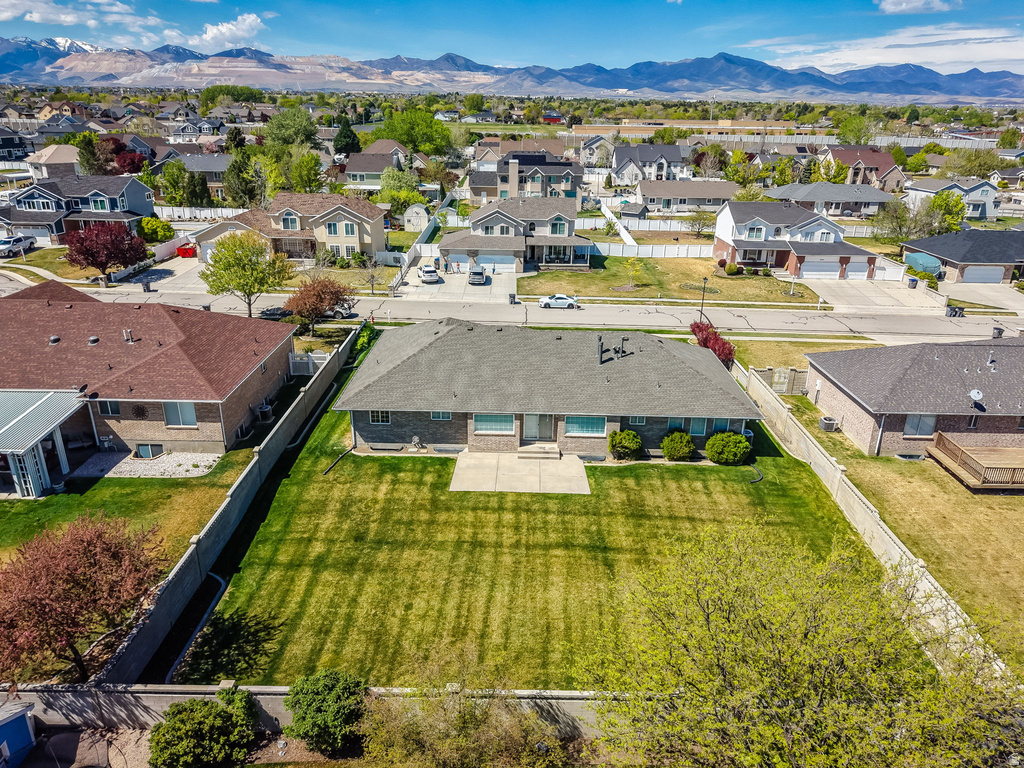 9943 S EDEN VIEW CT CIR South Jordan, UT 84095