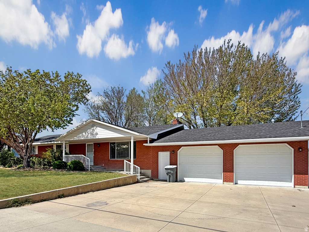 330 W CENTER Orangeville, UT 84537