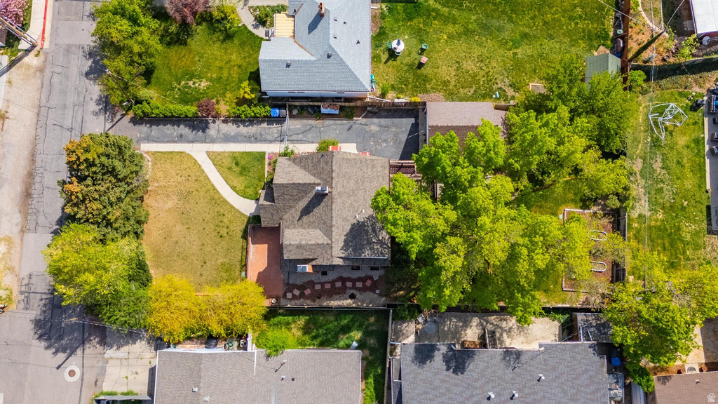 4640 S LOCUST LN Holladay, UT 84117