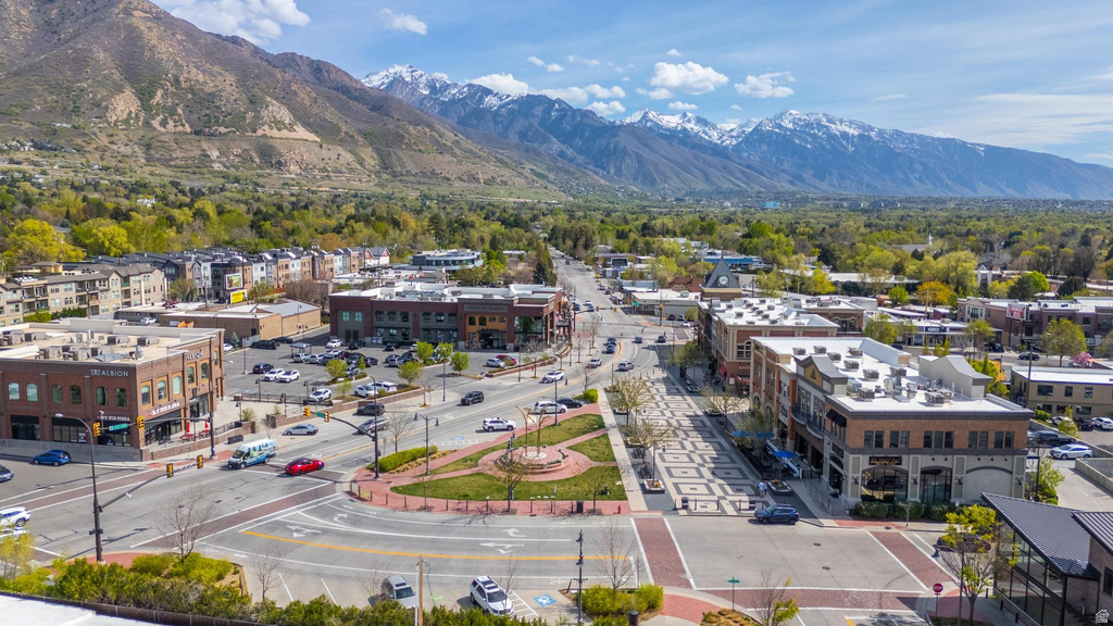 4640 S LOCUST LN Holladay, UT 84117