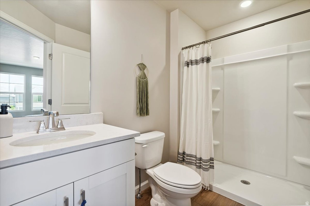 7058 N SANDSTONE WAY Eagle Mountain, UT 84005