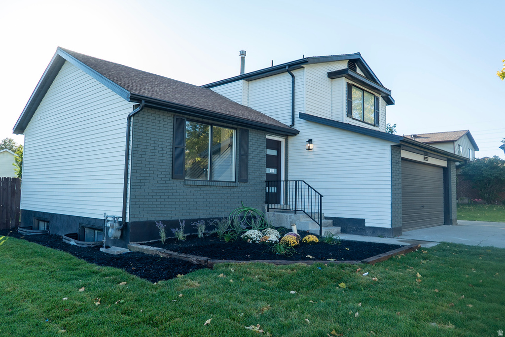 8933 S 3900 W West Jordan, UT 84088