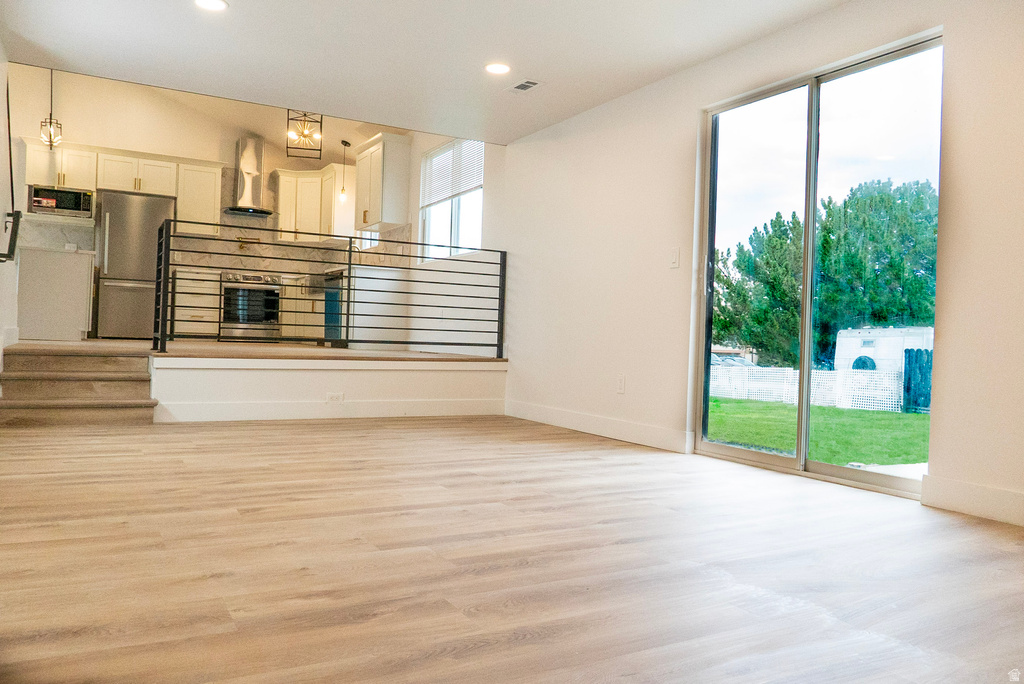 8933 S 3900 W West Jordan, UT 84088