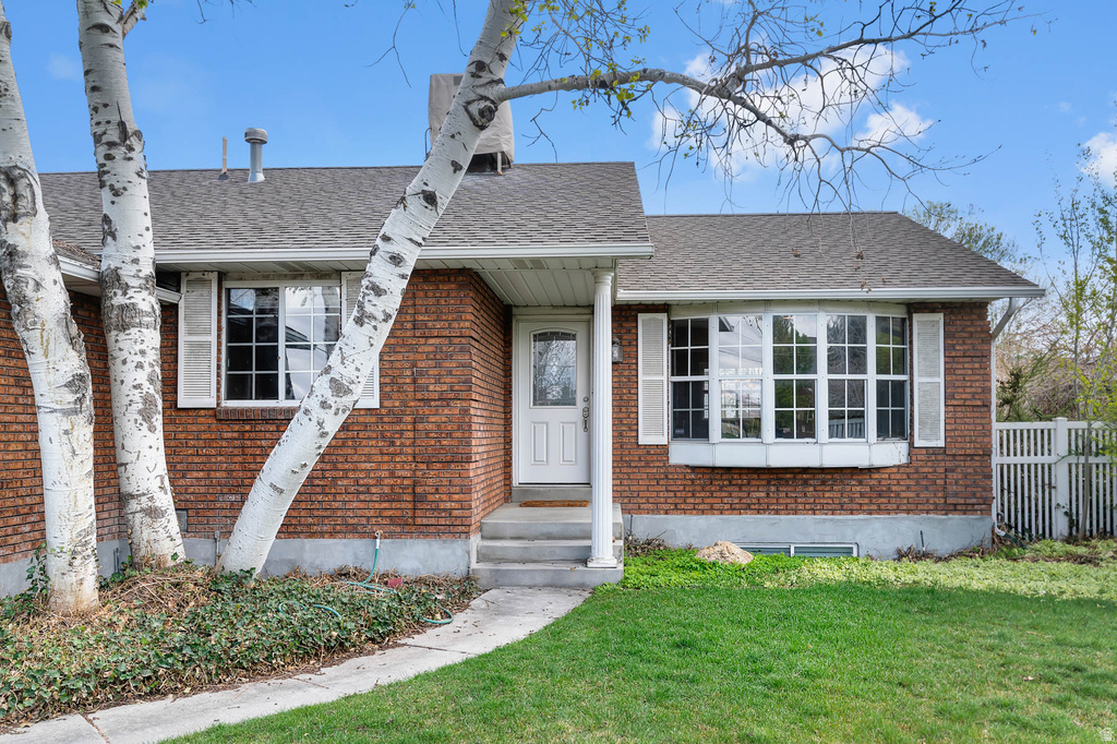 1822 E 9800 S Sandy, UT 84092