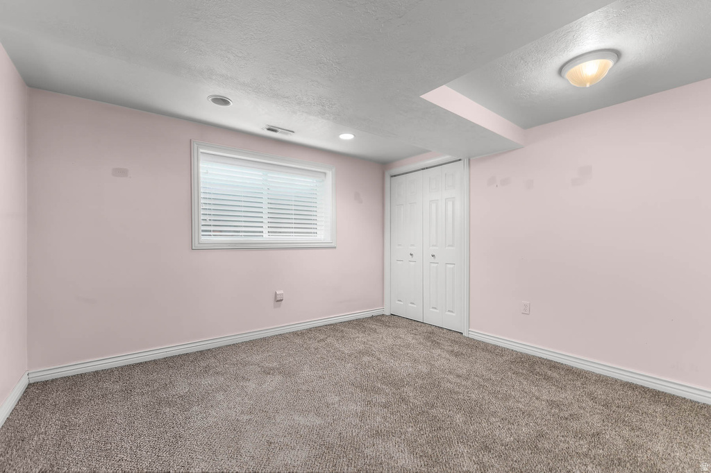 1822 E 9800 S Sandy, UT 84092