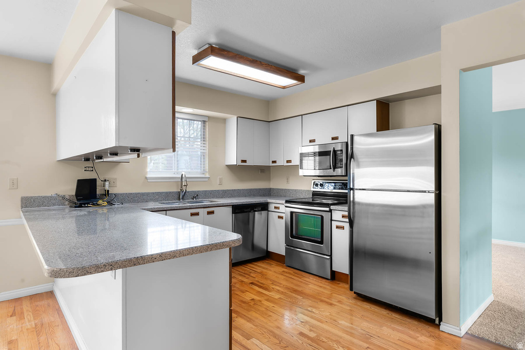 1822 E 9800 S Sandy, UT 84092