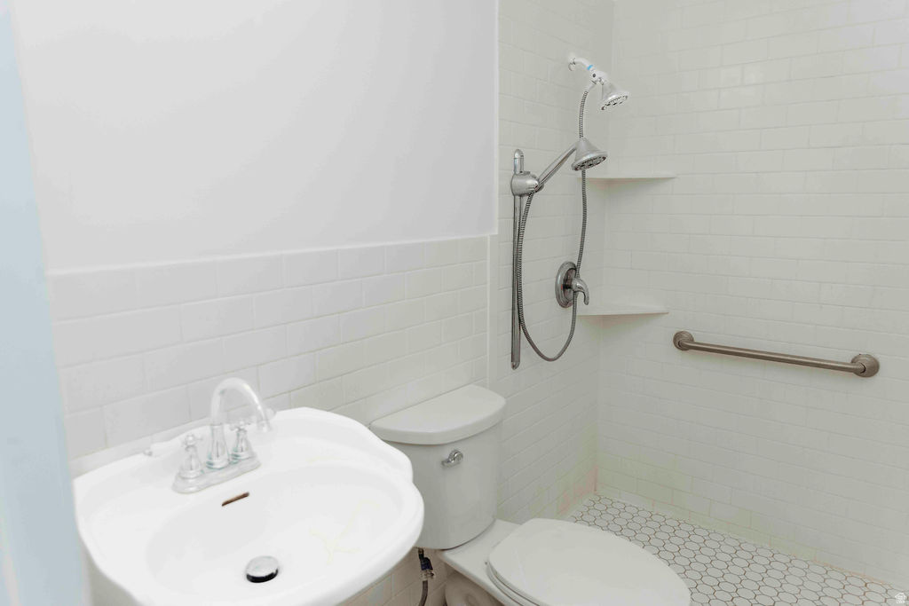 4594 W 5335 S Kearns, UT 84118