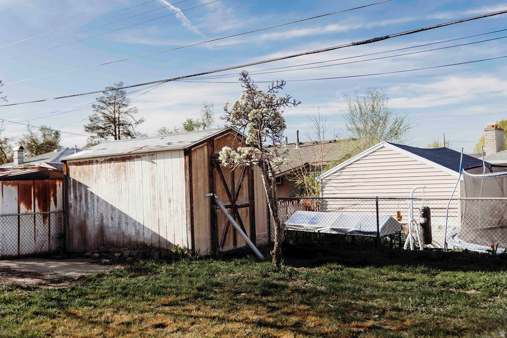 4594 W 5335 S Kearns, UT 84118