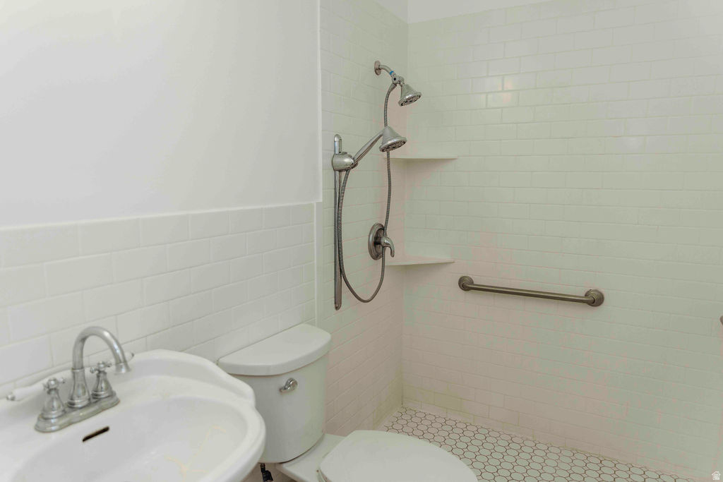 4594 W 5335 S Kearns, UT 84118