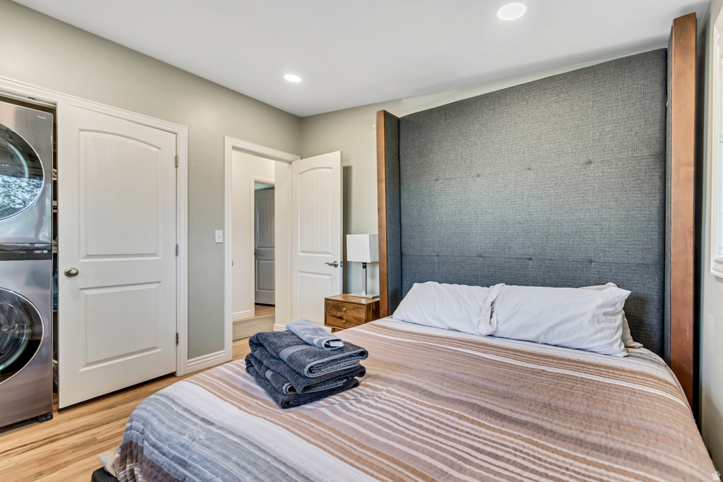 1697 E BUNKERHILL RD Holladay, UT 84117