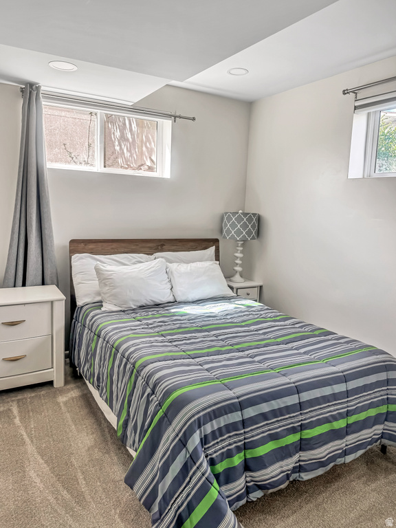 1697 E BUNKERHILL RD Holladay, UT 84117