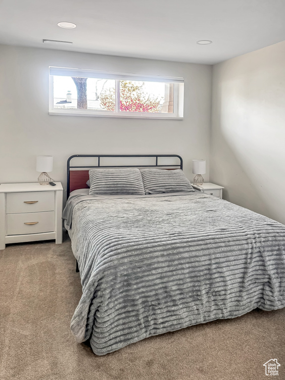 1697 E BUNKERHILL RD Holladay, UT 84117