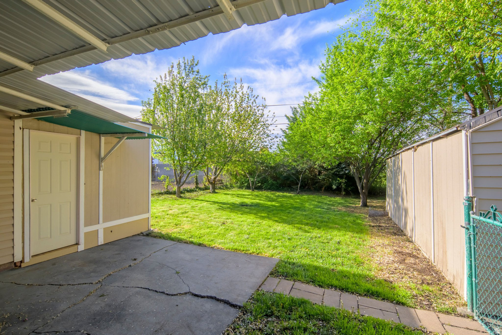 35 RUSSETT AVE Salt Lake City, UT 84115