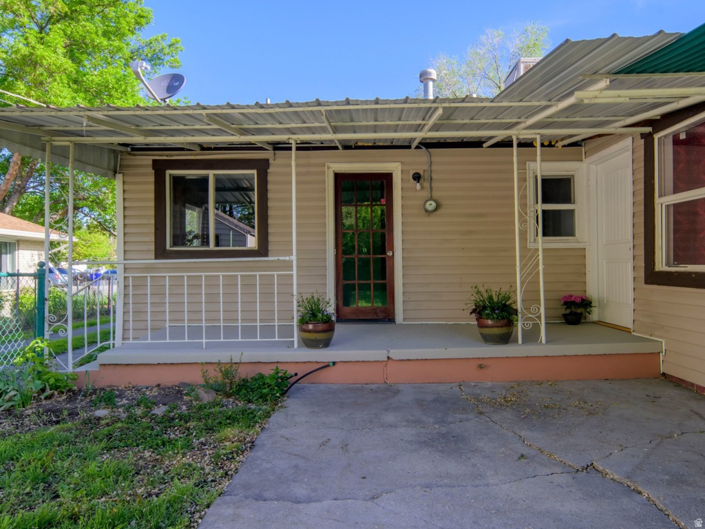 35 RUSSETT AVE Salt Lake City, UT 84115