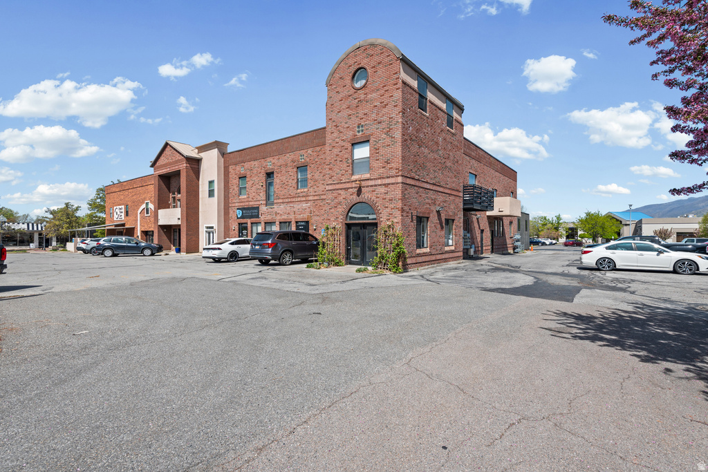 70 N MAIN ST #213 Bountiful, UT 84010