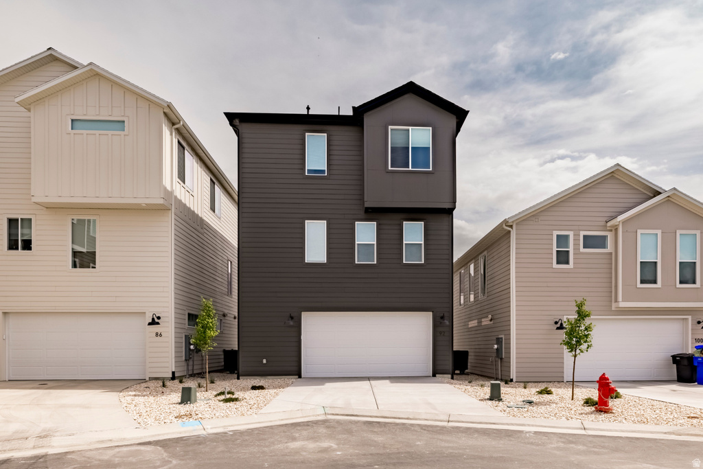92 S 1100 W #4 Farmington, UT 84025