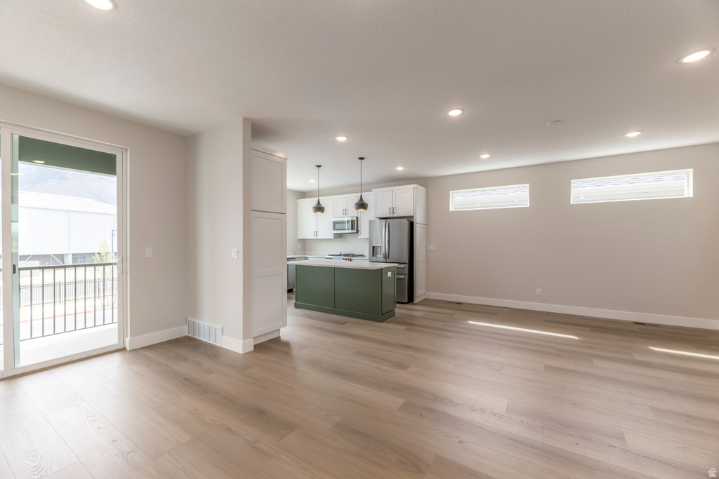 92 S 1100 W #4 Farmington, UT 84025