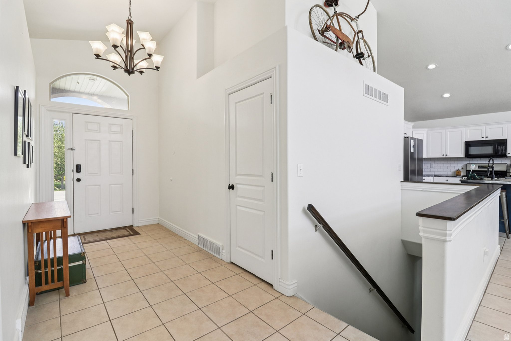 1699 W 2115 S Syracuse, UT 84075