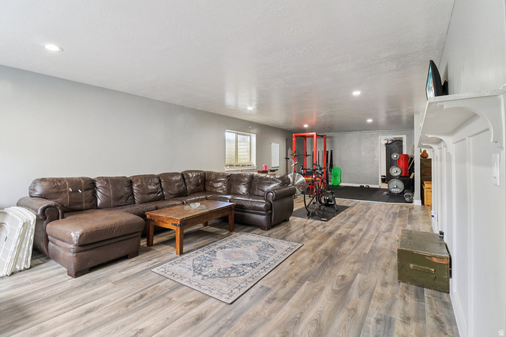 1699 W 2115 S Syracuse, UT 84075