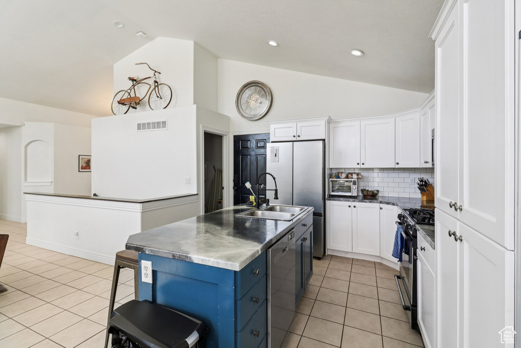 1699 W 2115 S Syracuse, UT 84075