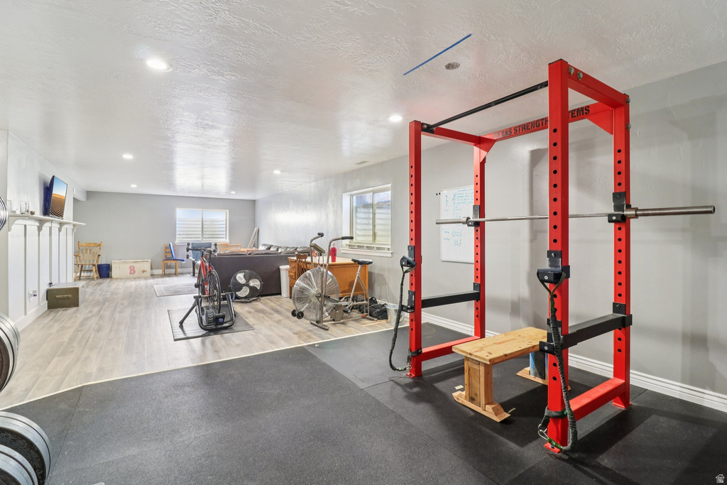 1699 W 2115 S Syracuse, UT 84075